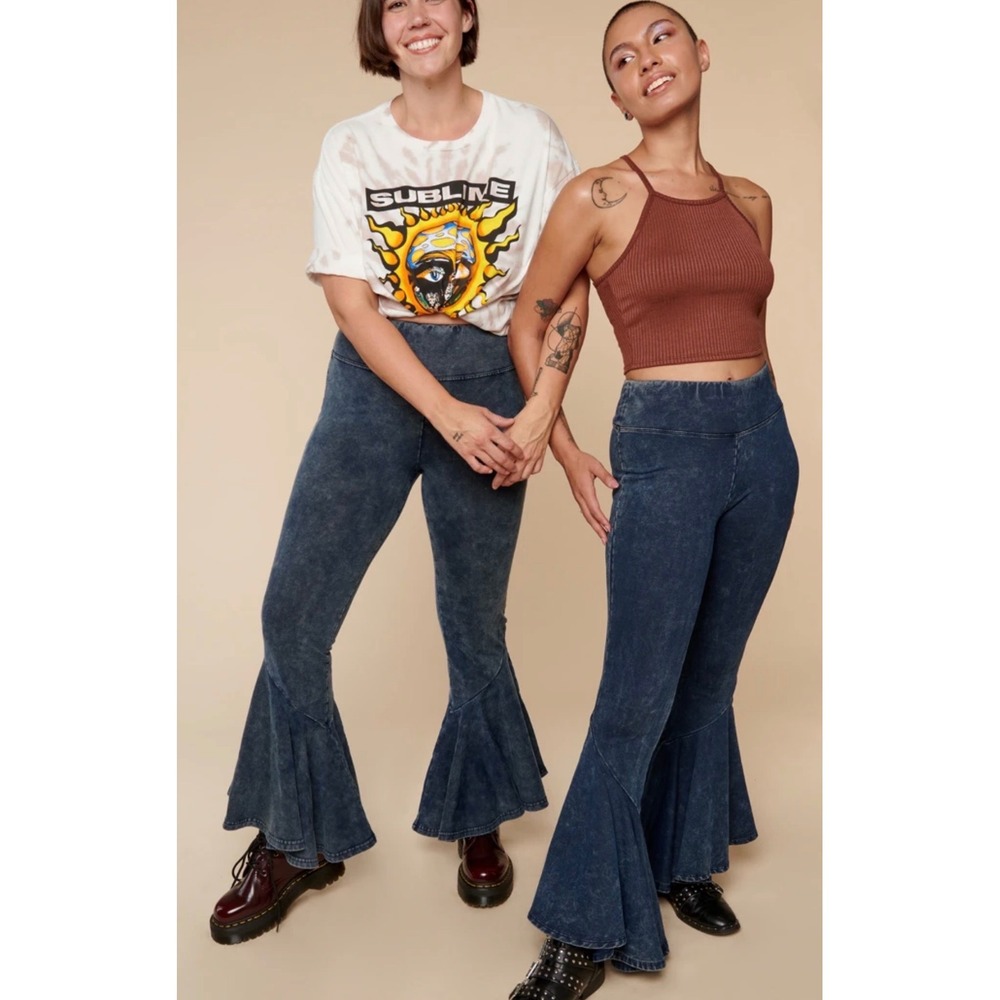 Earthbound Bell Bottom Flare Leggings Small Blue Acid Wash‎ Boho Y2K